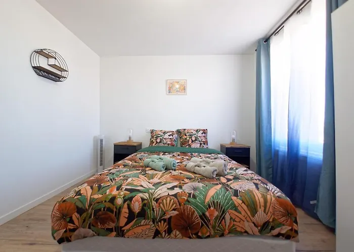 Le Pyrenid - 3 Personnes - Bureau & Wifi